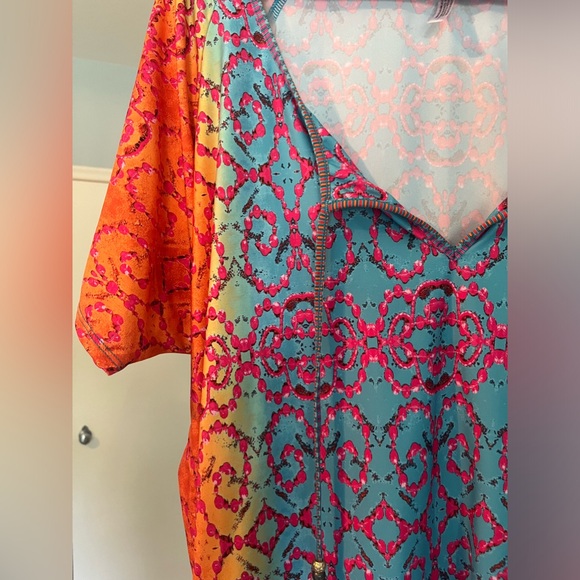 Nanette Lepore Beach Coverup!! 🏖️☀️🌊👙 - Picture 3 of 4